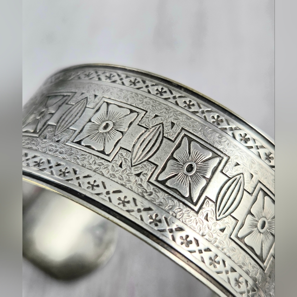 Ornate Vintage Nickel Silver Cuff Bracelet Ethnic Flower And Leaf Pattern